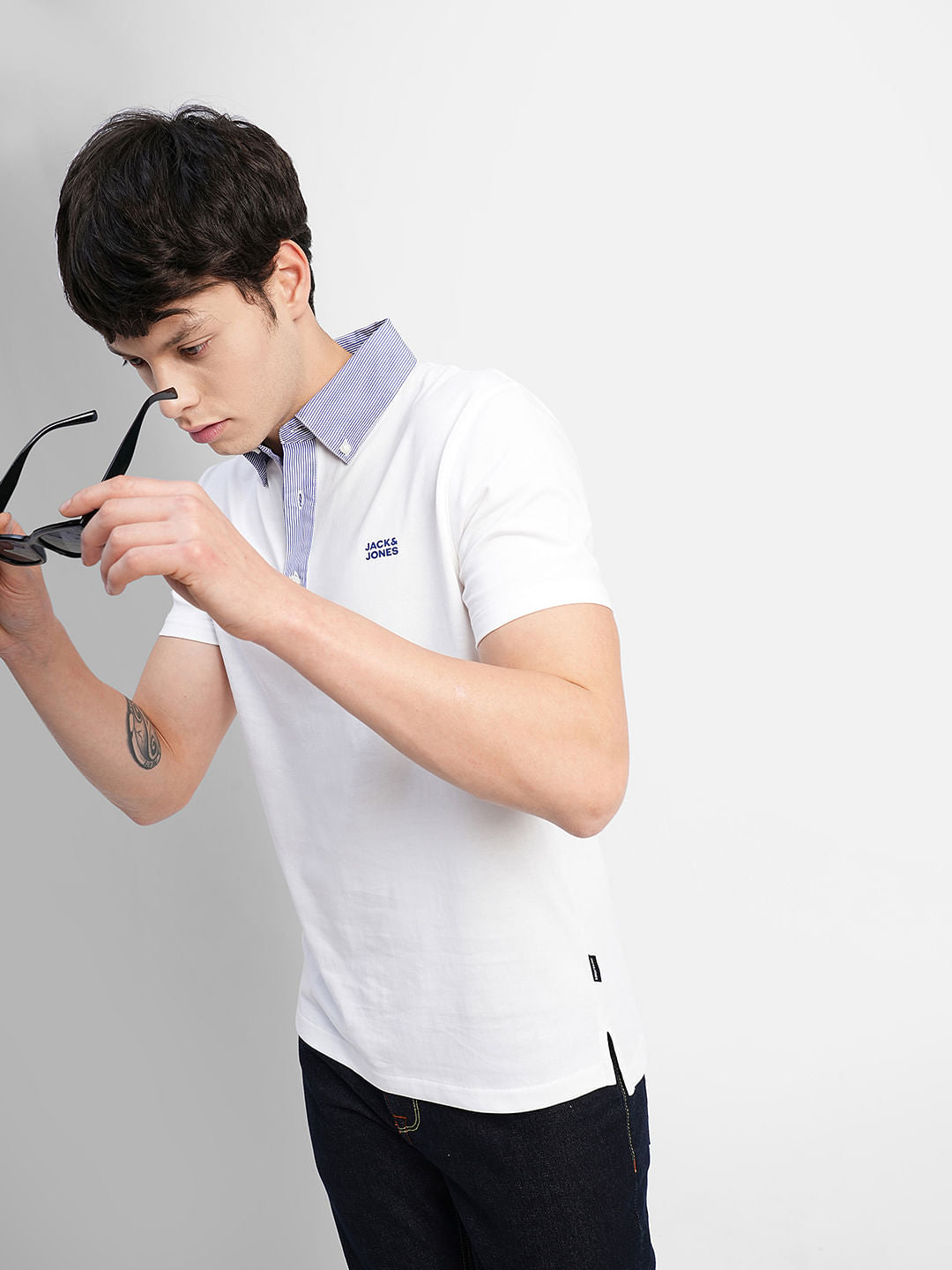 White Striped Collar Polo T-shirt - S