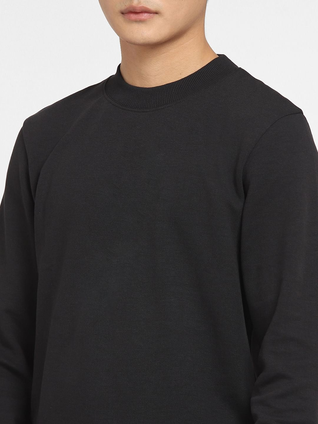 Black Sweatshirt