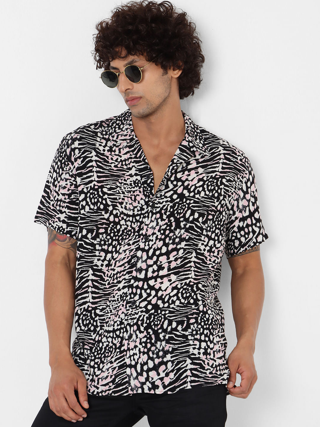 Black Animal Print Short Sleeves Shirt - S