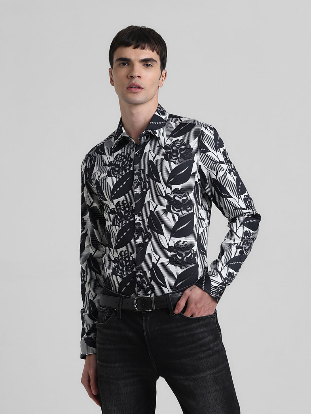 Black Abstract Print Full Sleeves Shirt - S