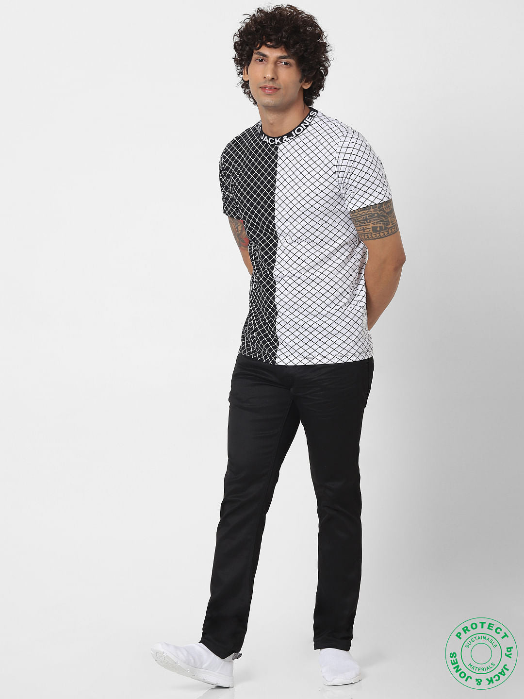 White Geometric Print Crew Neck T-shirt