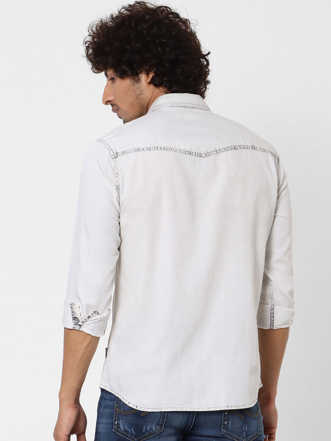 White Full Sleeves Buttoned Shirt