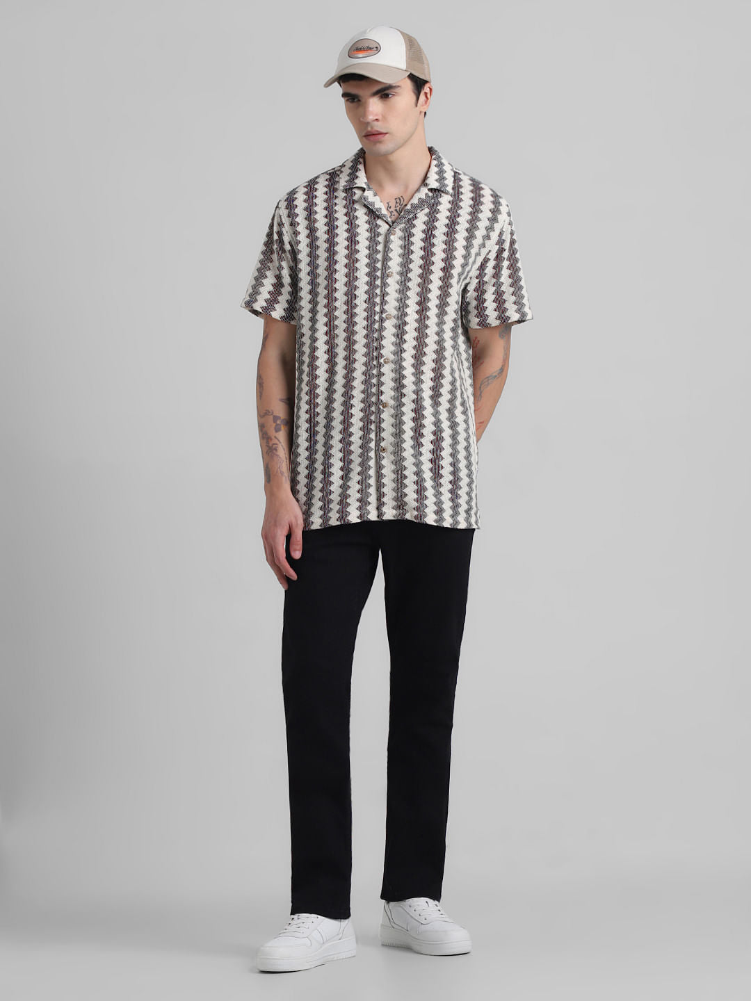 Black Mid Rise Clark Regular Fit Jeans