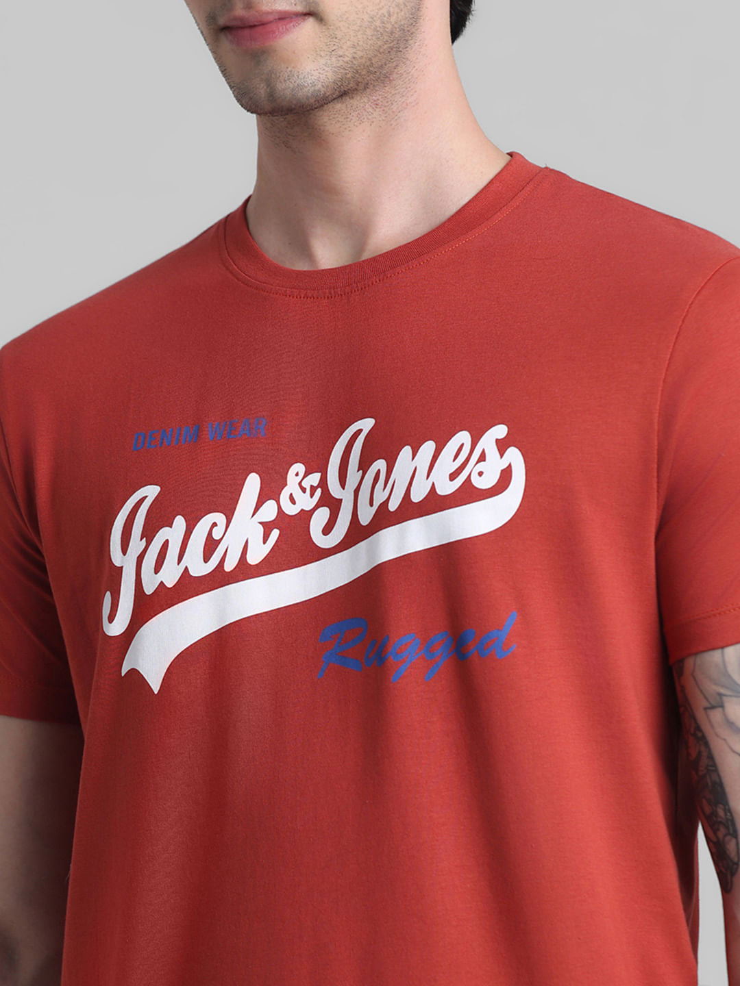 Red Logo Text Crew Neck T-shirt