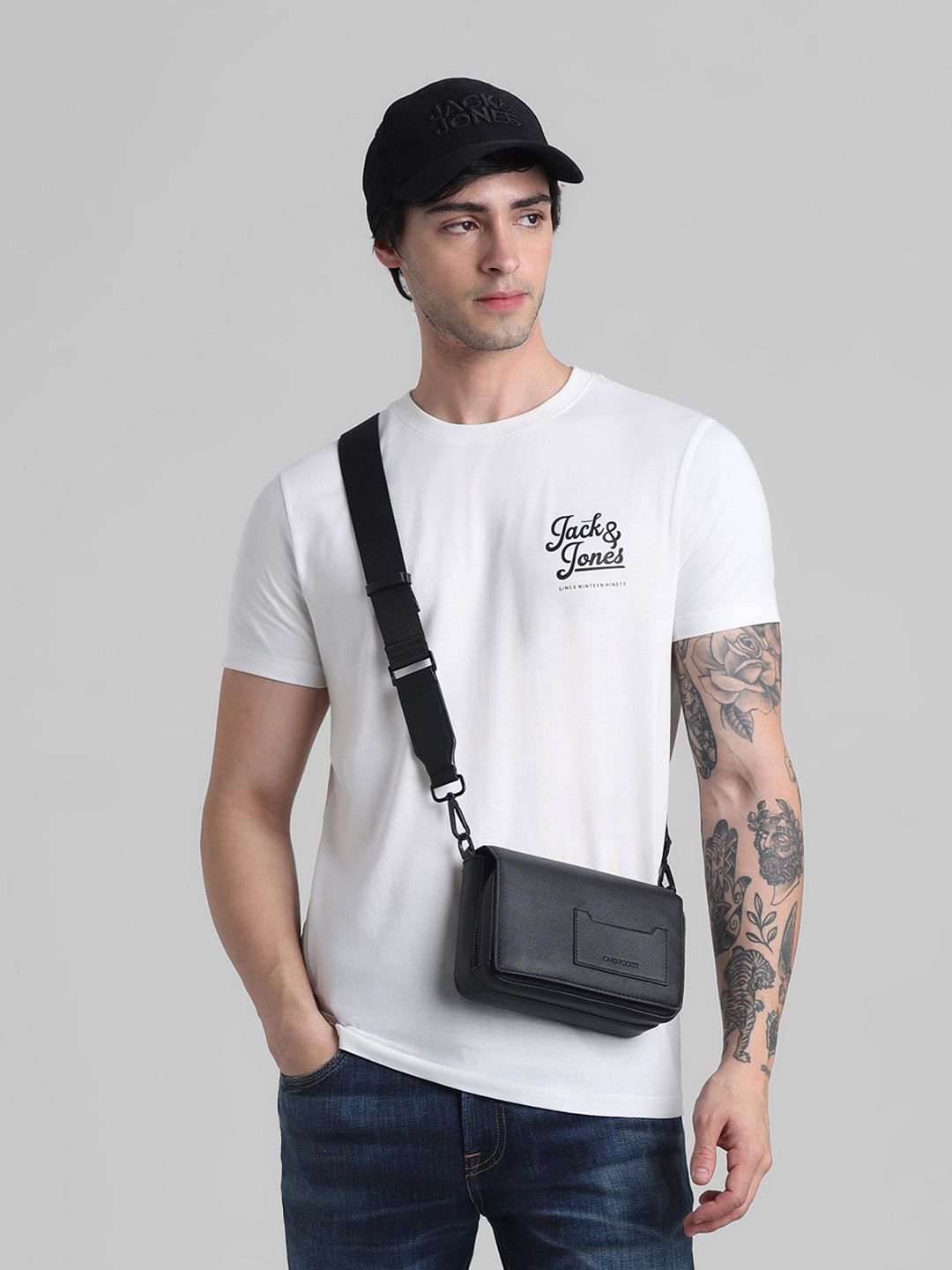White Chest Branding Crew Neck T-shirt - S