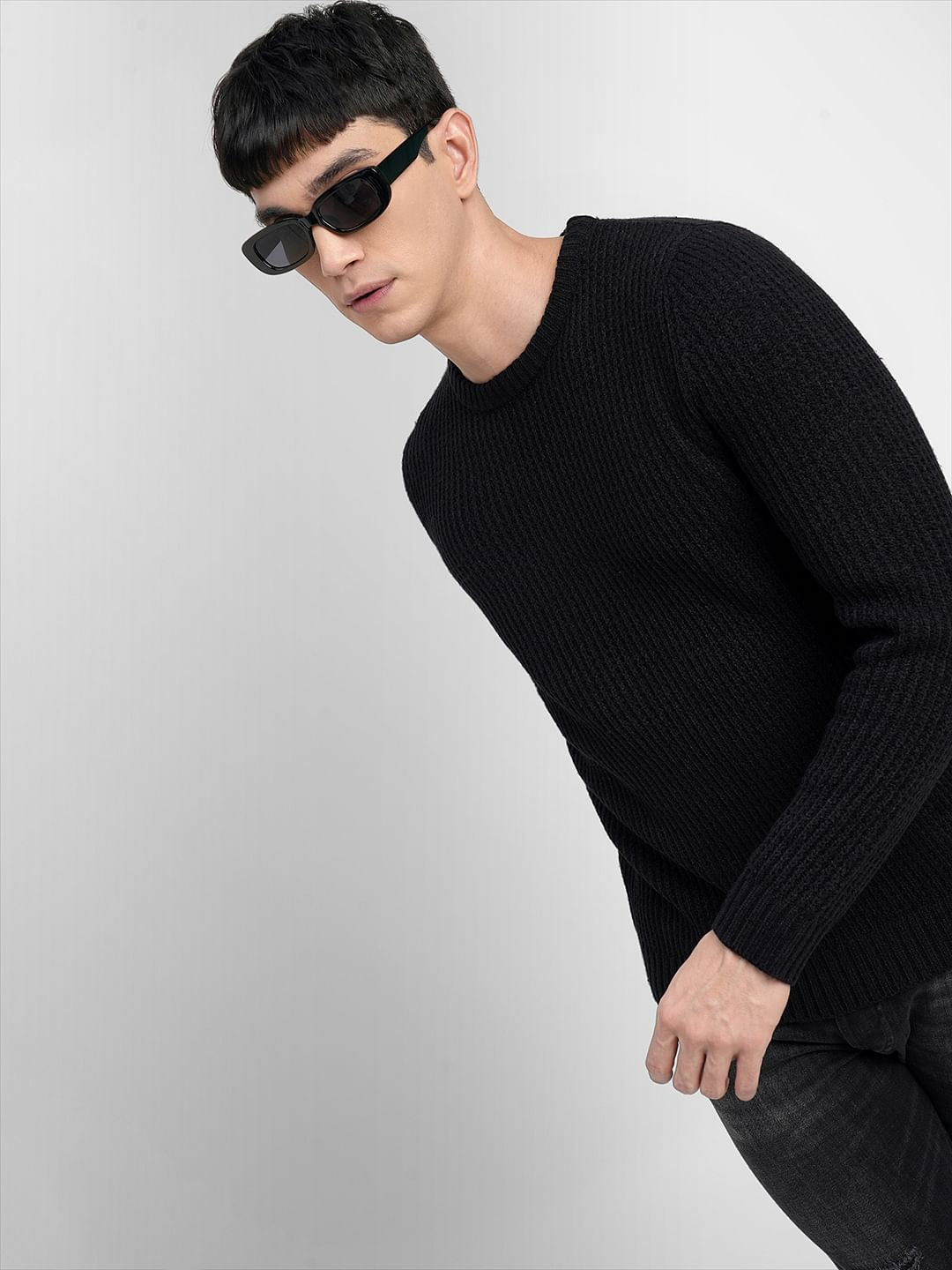 Black Pullover - S