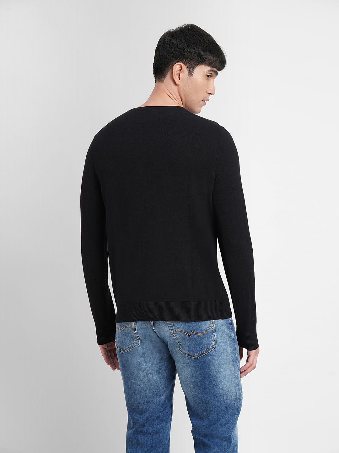 Black Pullover