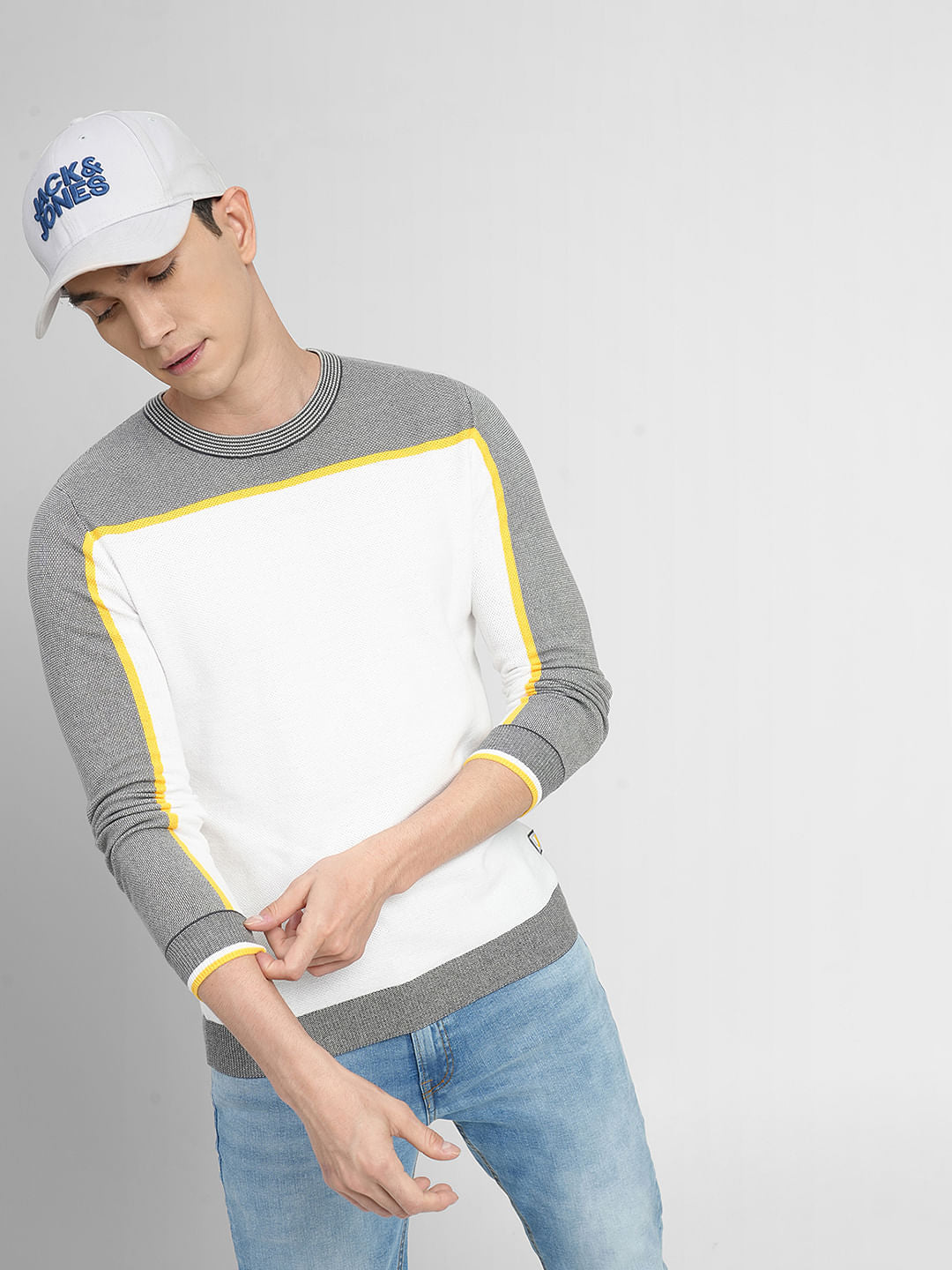 White Colourblocked Cotton Pullover - S