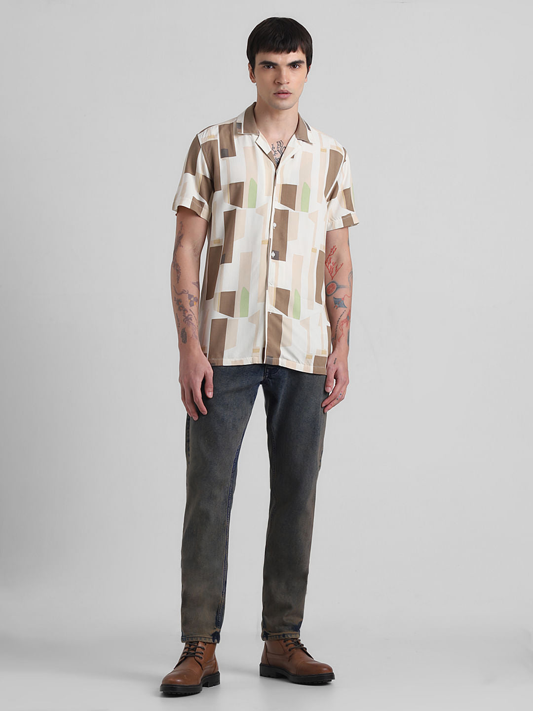 White Colourblocked Short Sleeves Shirt