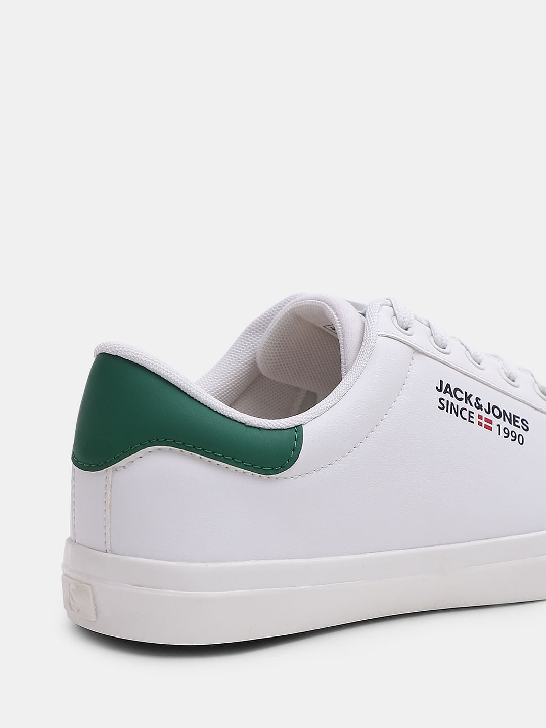 WHITE LACE UP SNEAKERS