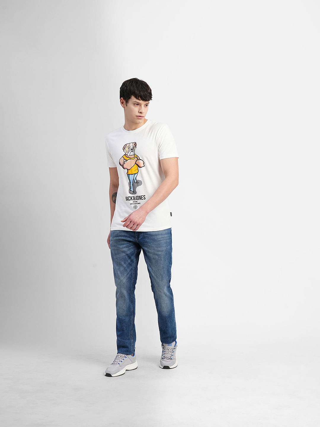 White Graphic Print Crew Neck T-shirt
