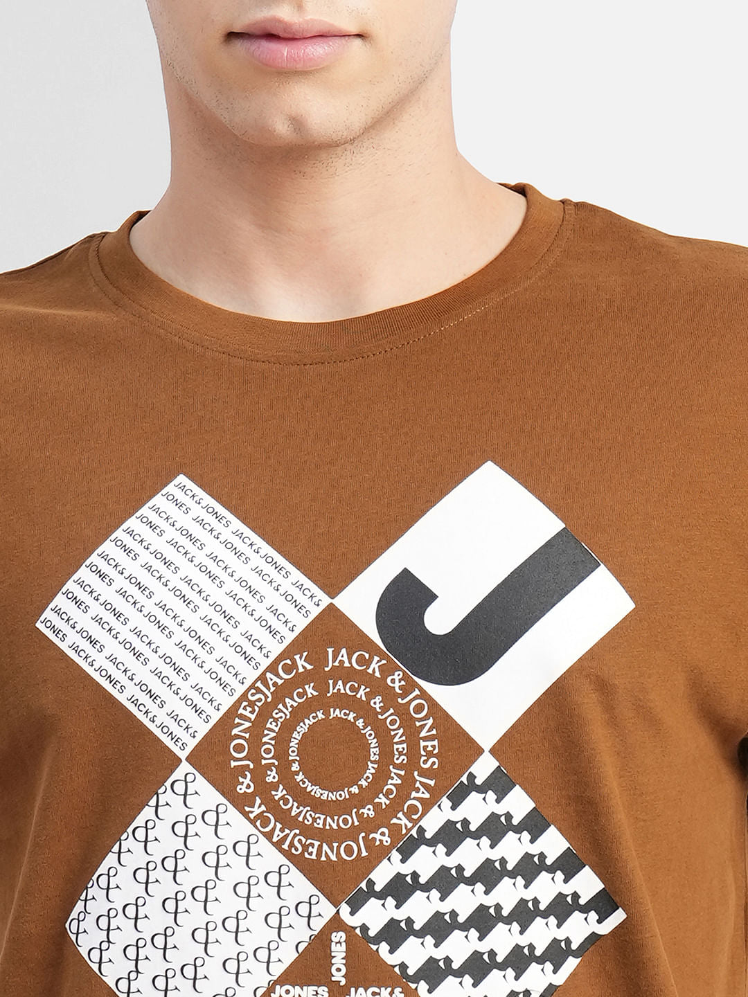 Brown Graphic Print Crew Neck T-shirt