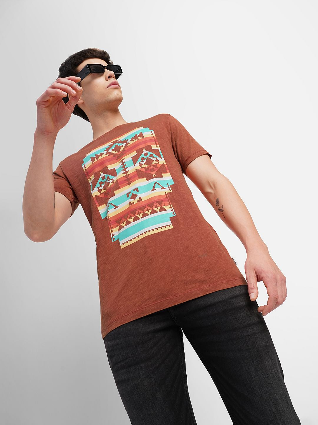 Brown Graphic Print Crew Neck T-shirt - M