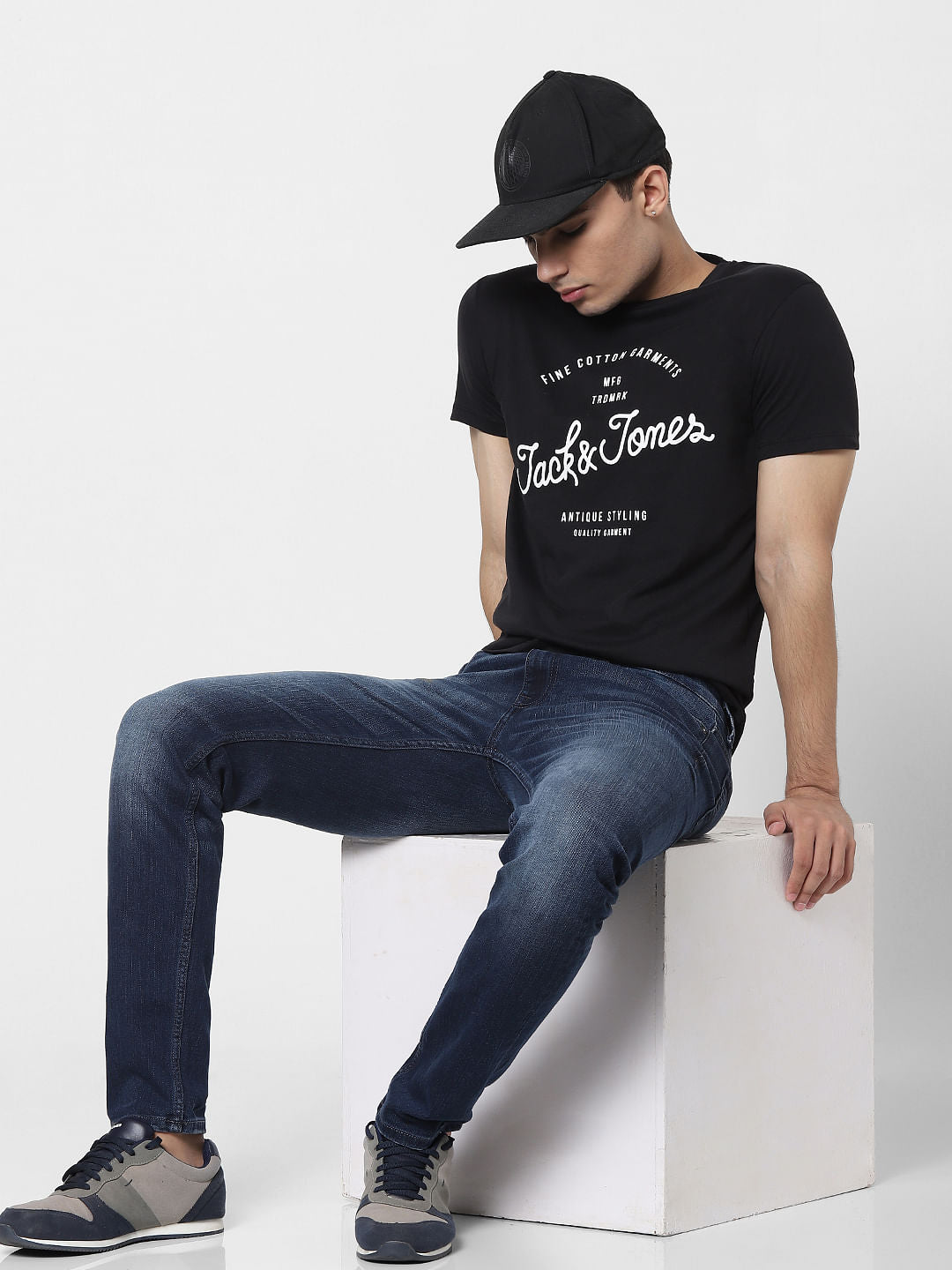 Black Logo Print Crew Neck T-shirt - S