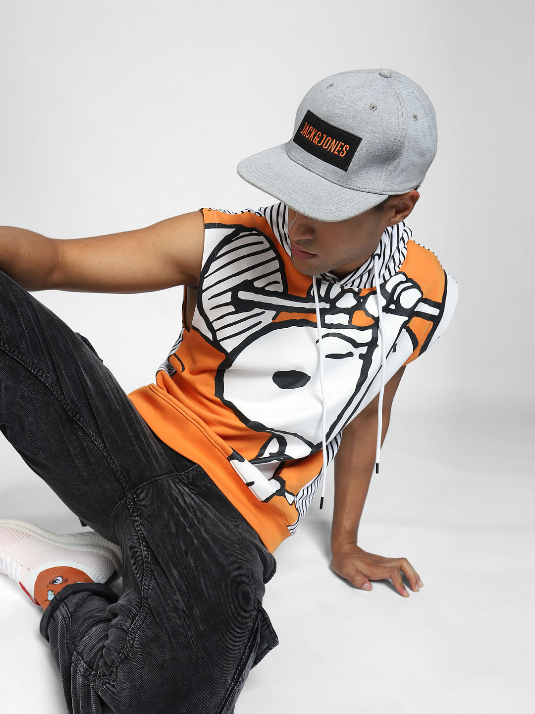 X PEANUTS Sleeveless Graphic Print Hoodie - S