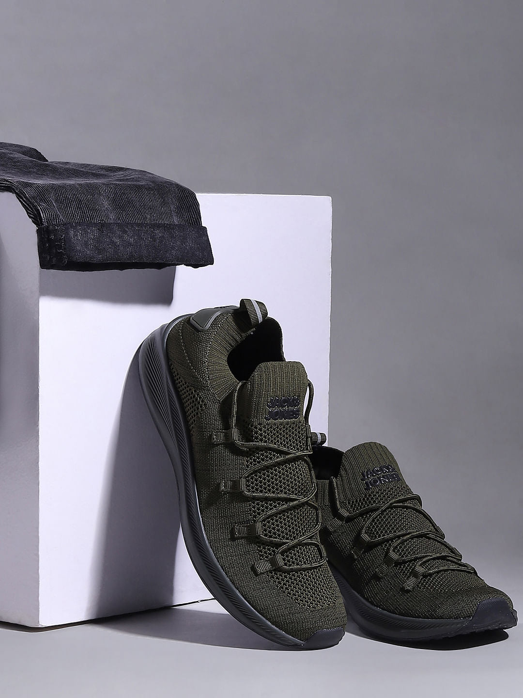 Olive Green Mesh Sneakers - 6
