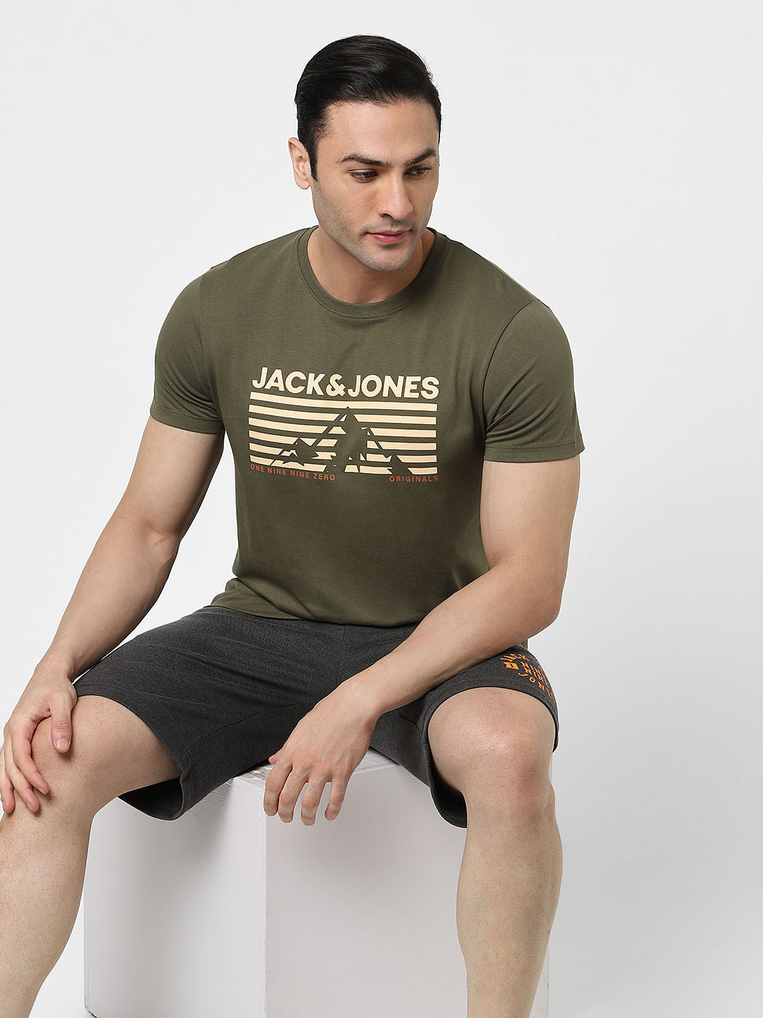 Olive Logo Print Crew Neck T-shirt