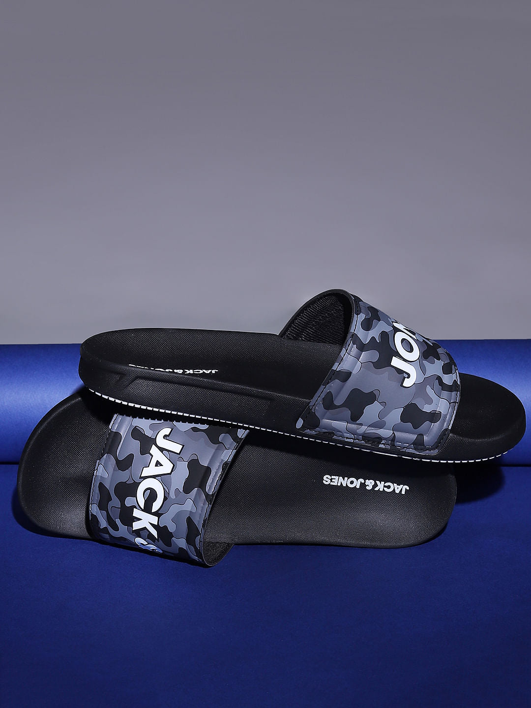 Black Camo Print Sliders - 6