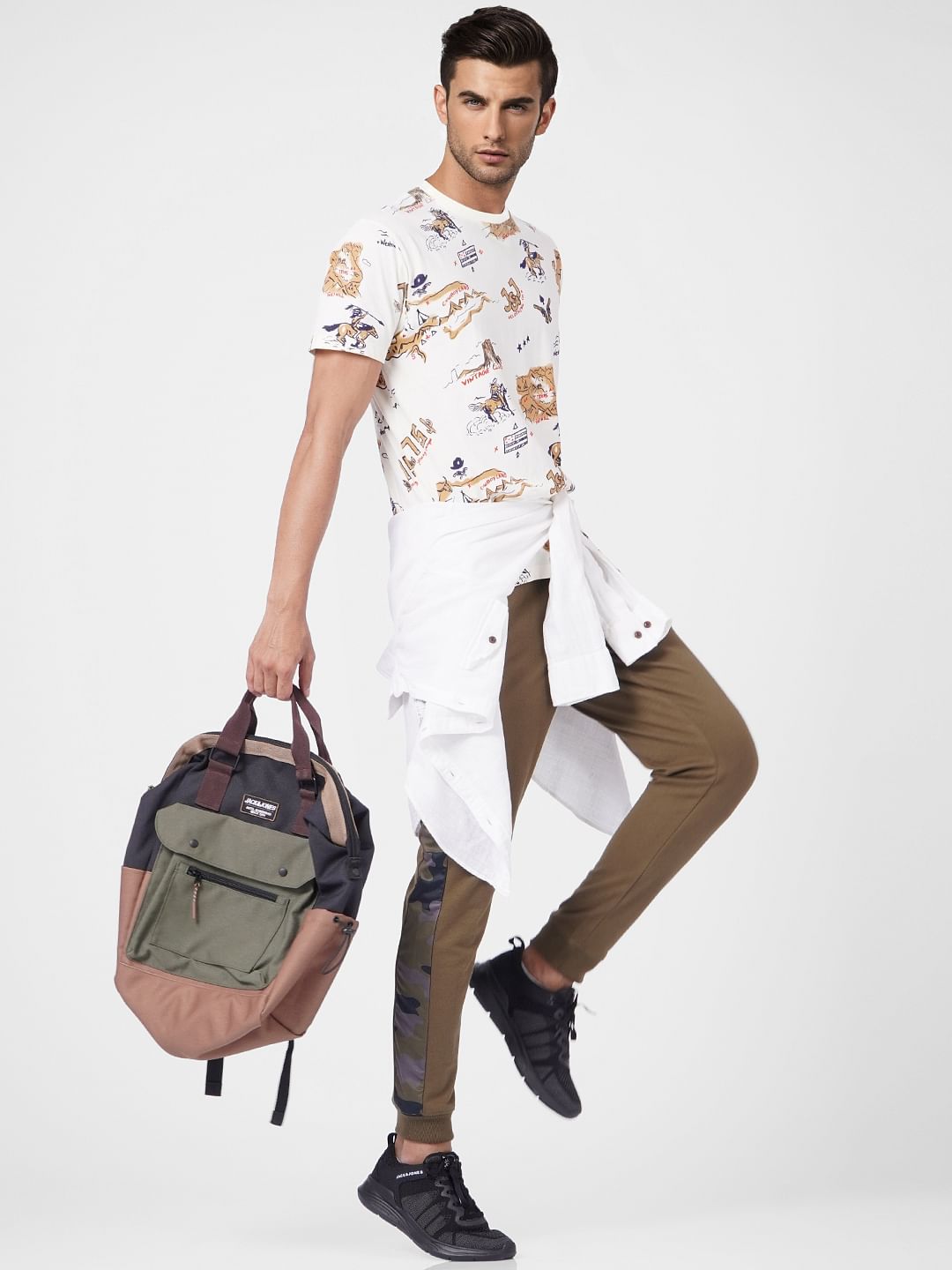 Beige Graphic Print Crew Neck T-shirt - S