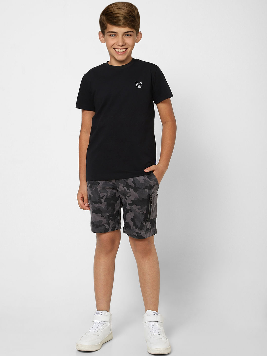 Boys Black Crew Neck T-shirt - 9/10Y