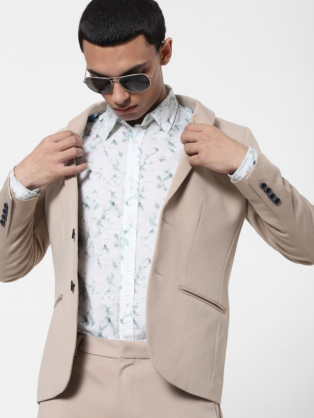White Abstract Print Full Sleeves Shirt - S