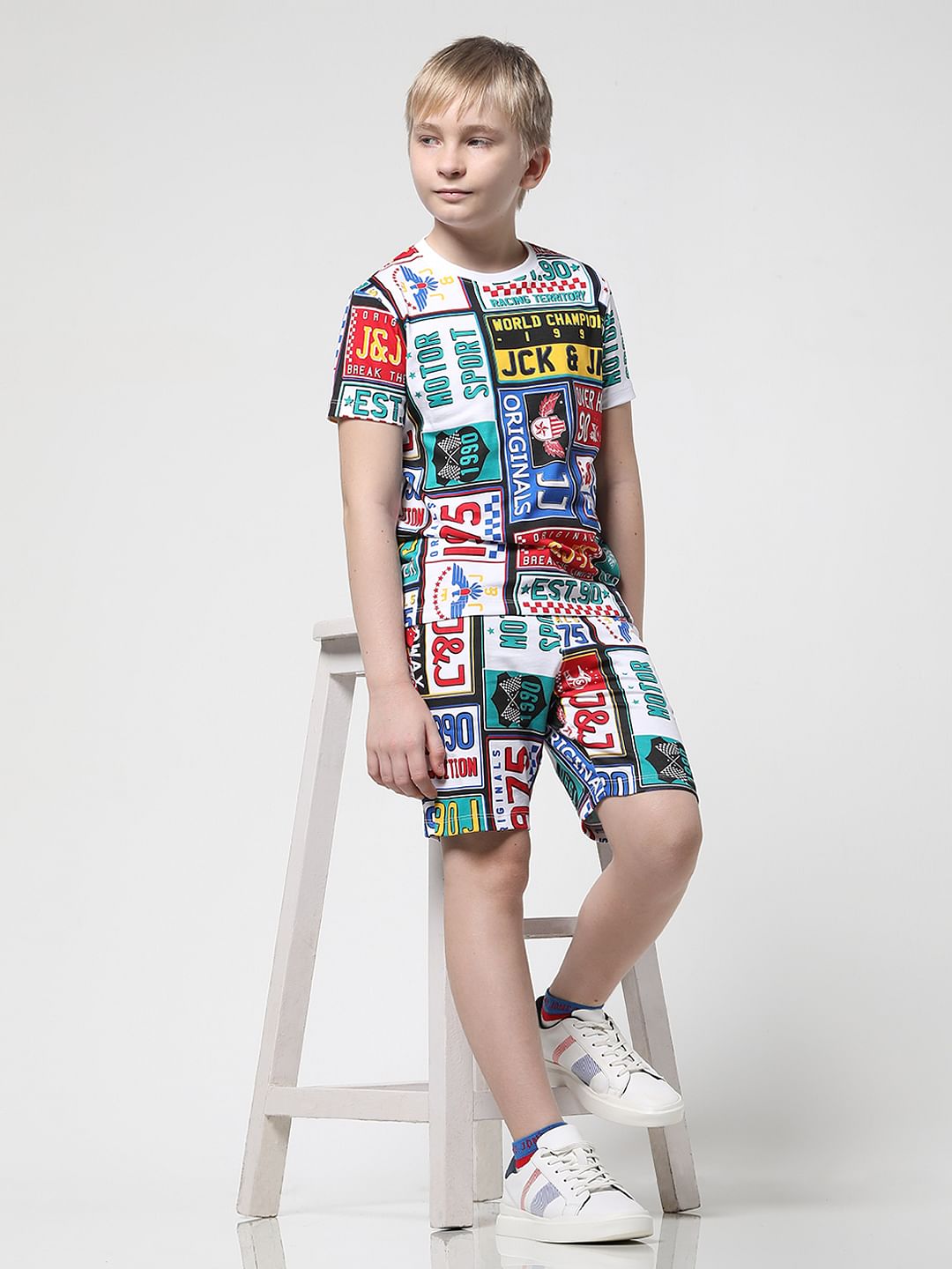 JACK&JONES JUNIOR X MOTOR MUNCHKINS BLACK PRINTED SHORTS - 4/5Y