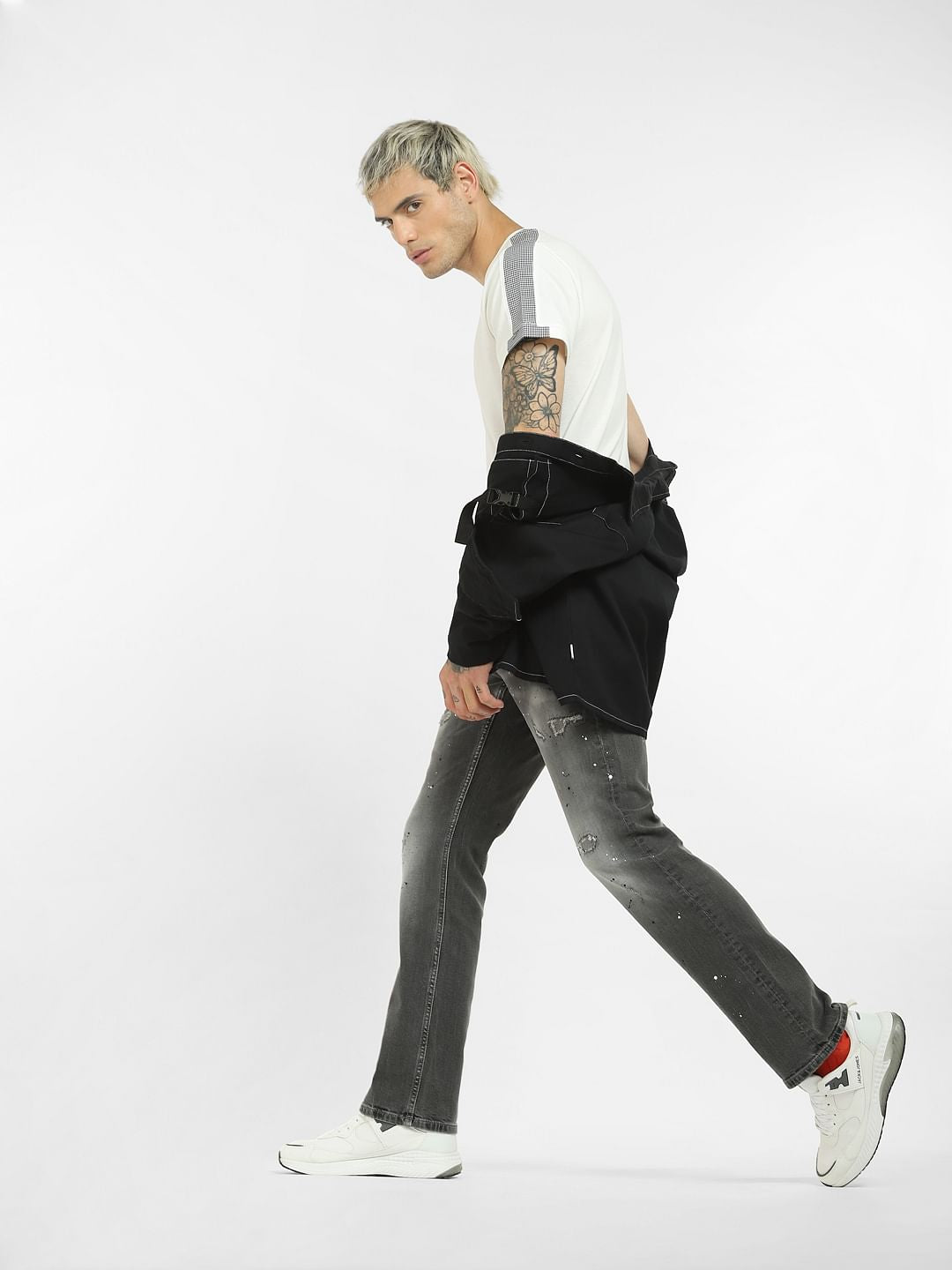 Black Mid Rise Faded Regular Fit Jeans - 28/30