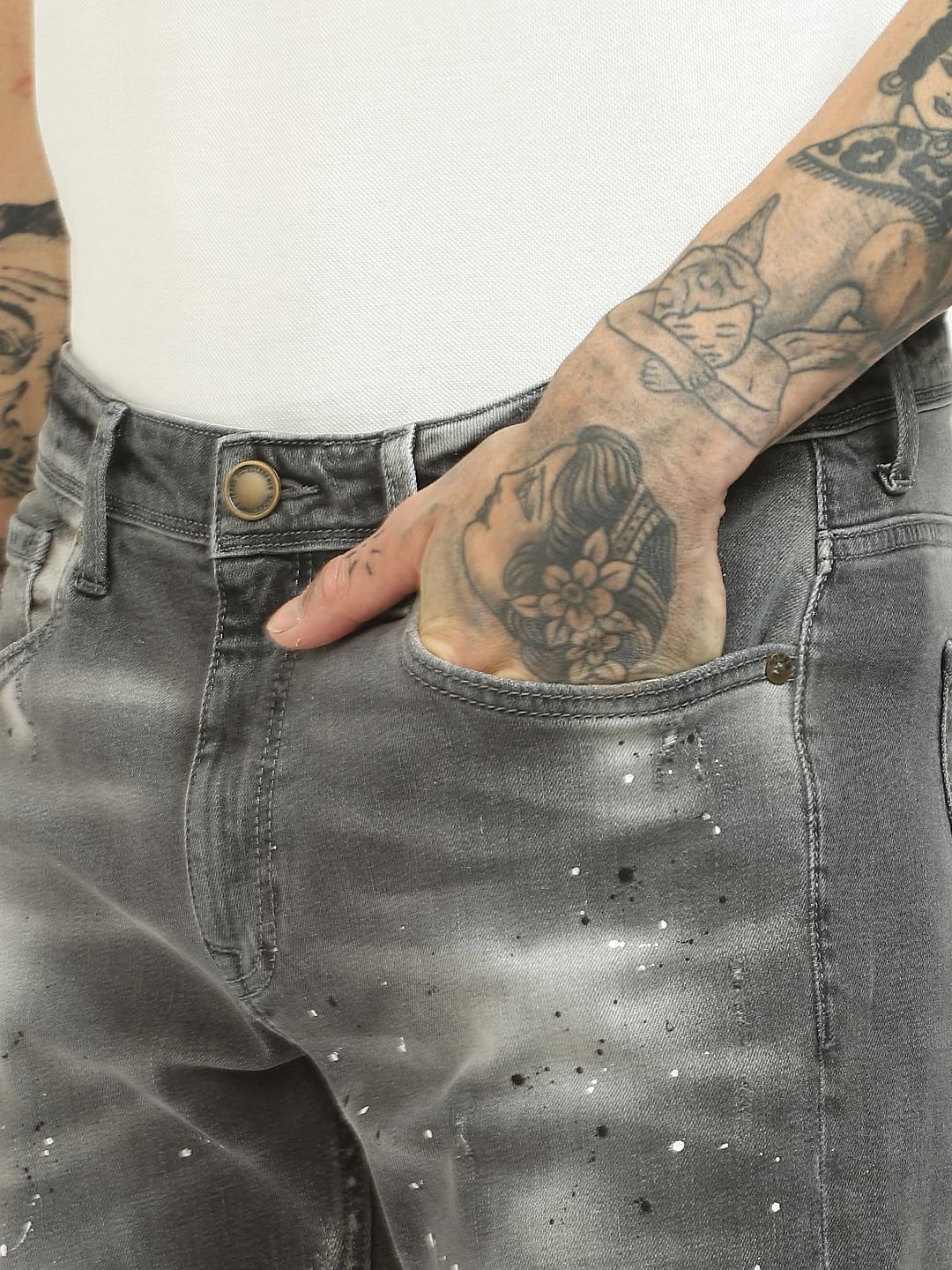 Black Mid Rise Faded Regular Fit Jeans