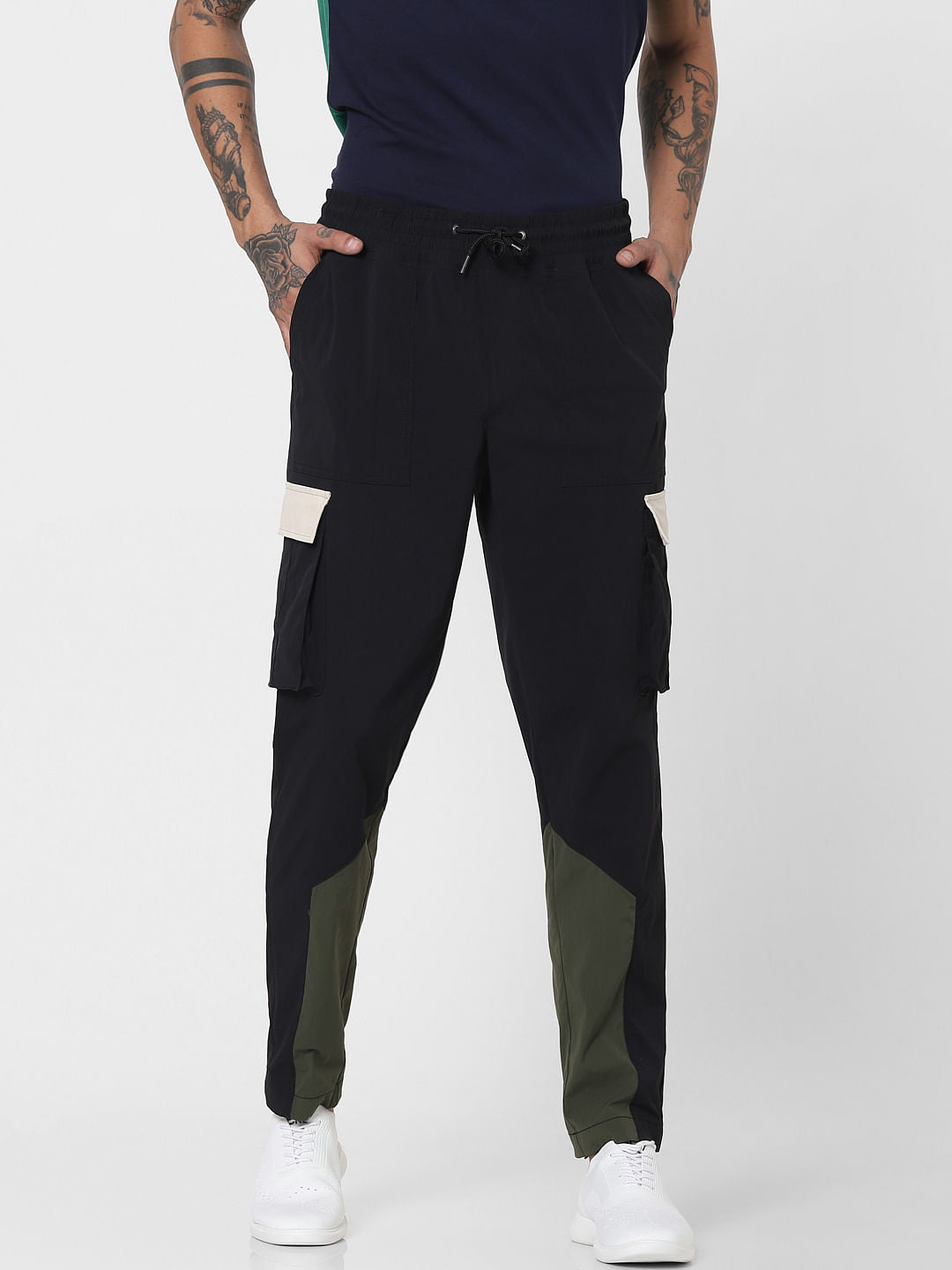 Black Mid Rise Colourblocked Cargo Pants