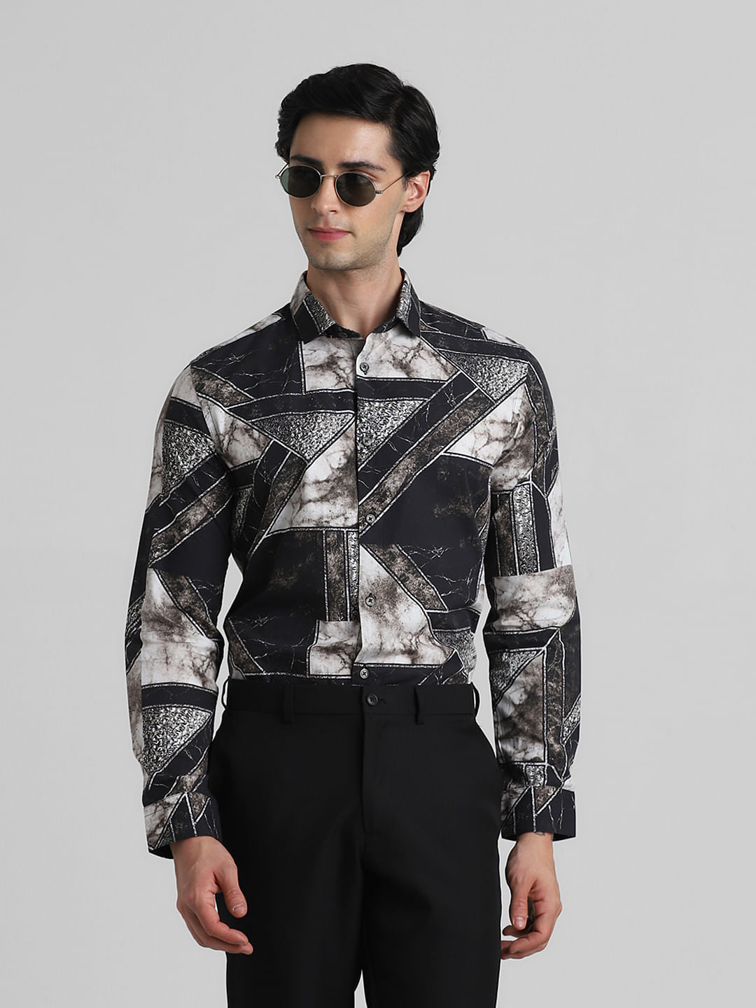Black Geometric Print Full Sleeves Shirt - S