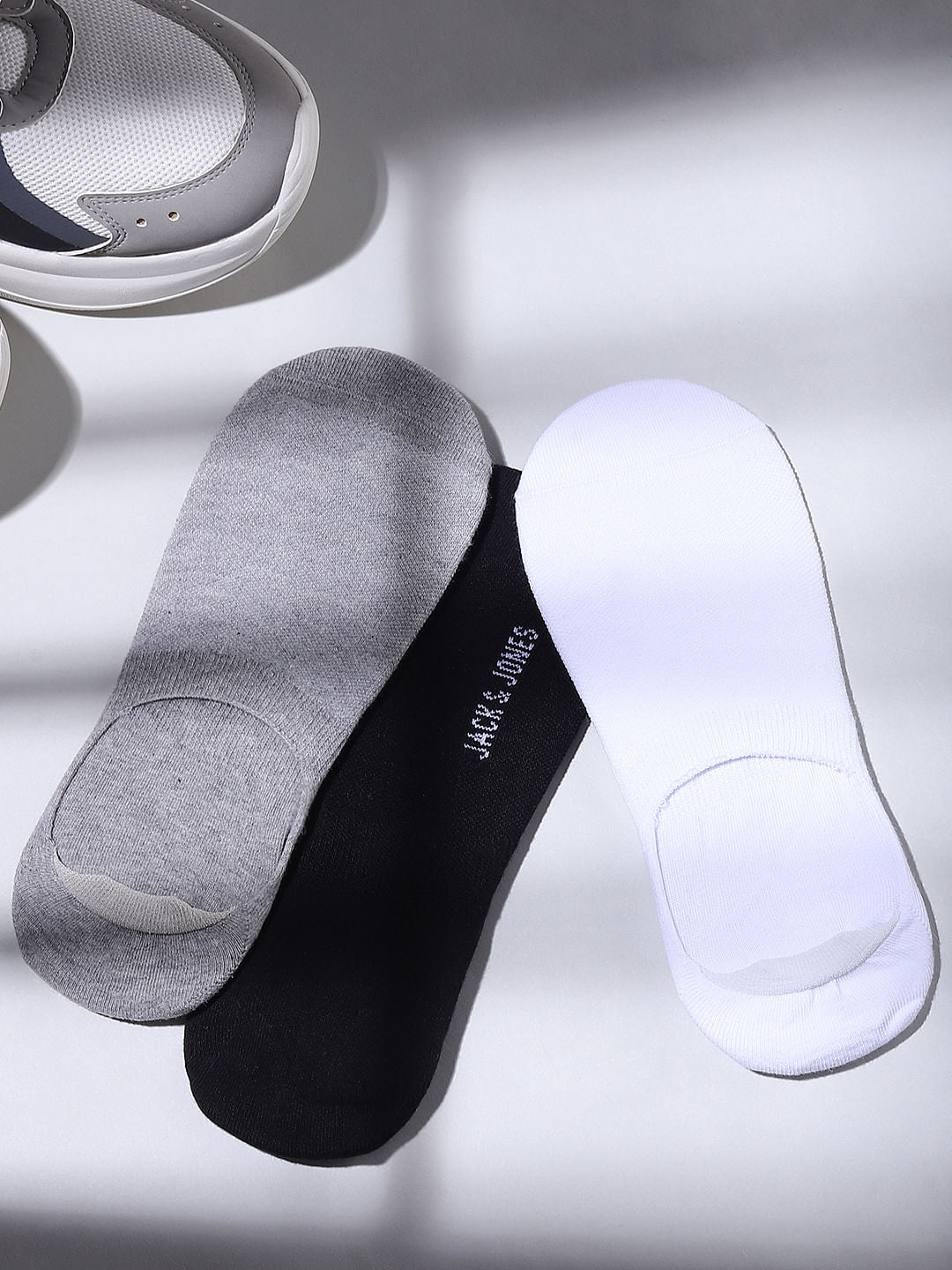 Pack of 3 No Show Socks - ONE