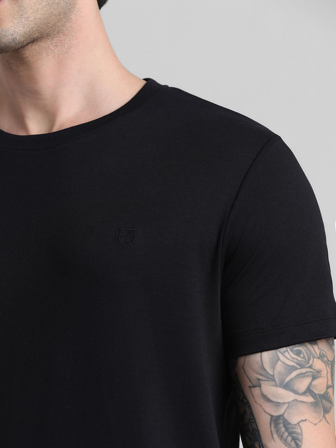 Black Crew Neck T-shirt