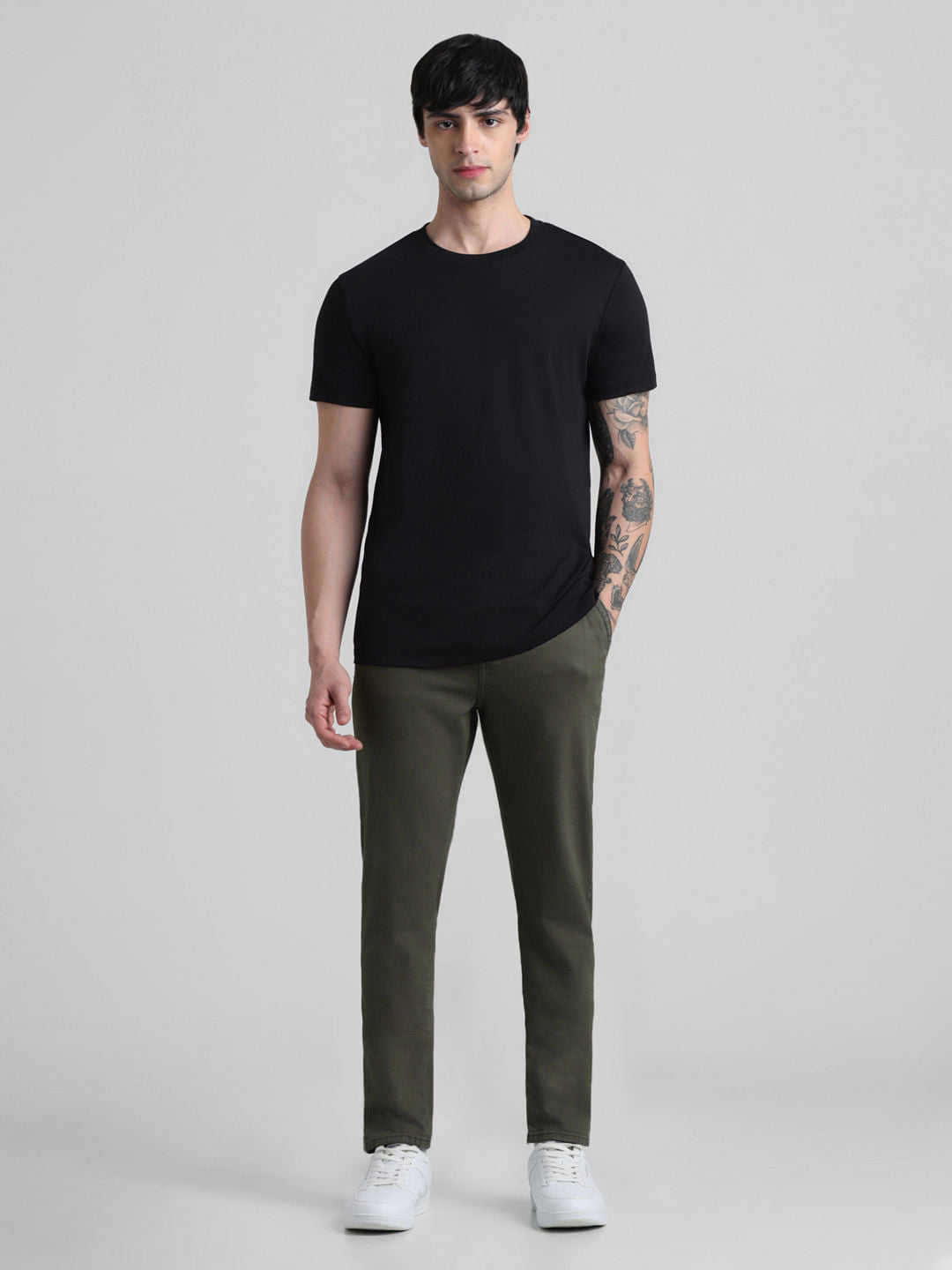 Black Crew Neck T-shirt