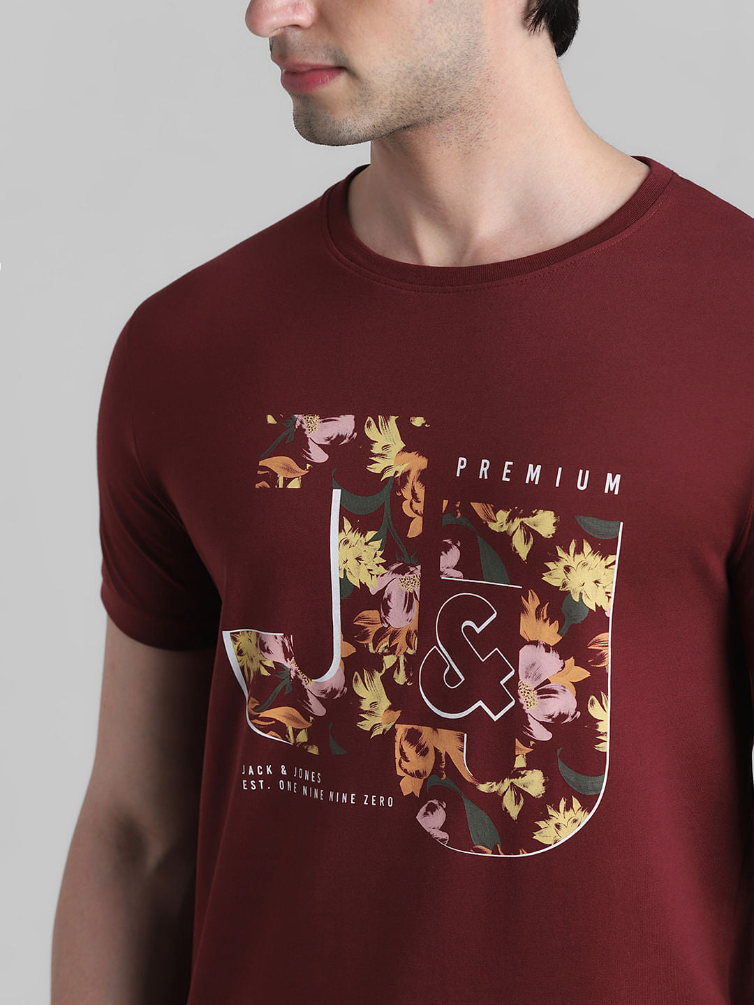 Maroon Graphic Print T-shirt