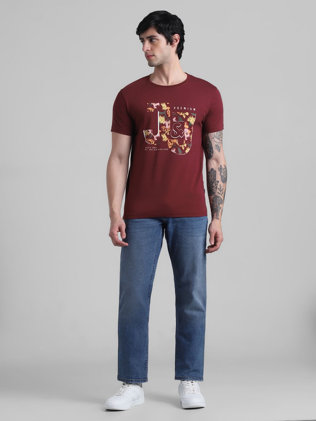 Maroon Graphic Print T-shirt