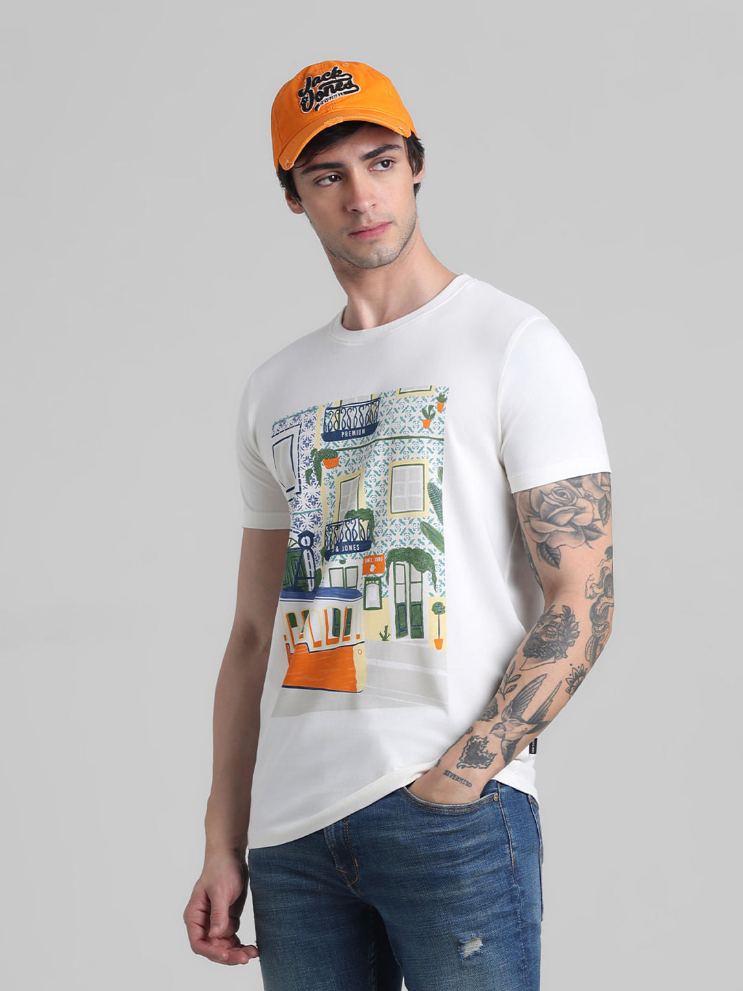 White Graphic Print T-shirt - S