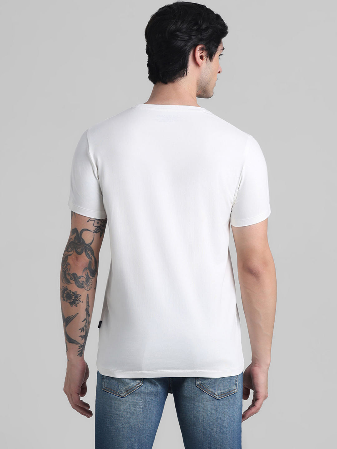White Graphic Print T-shirt