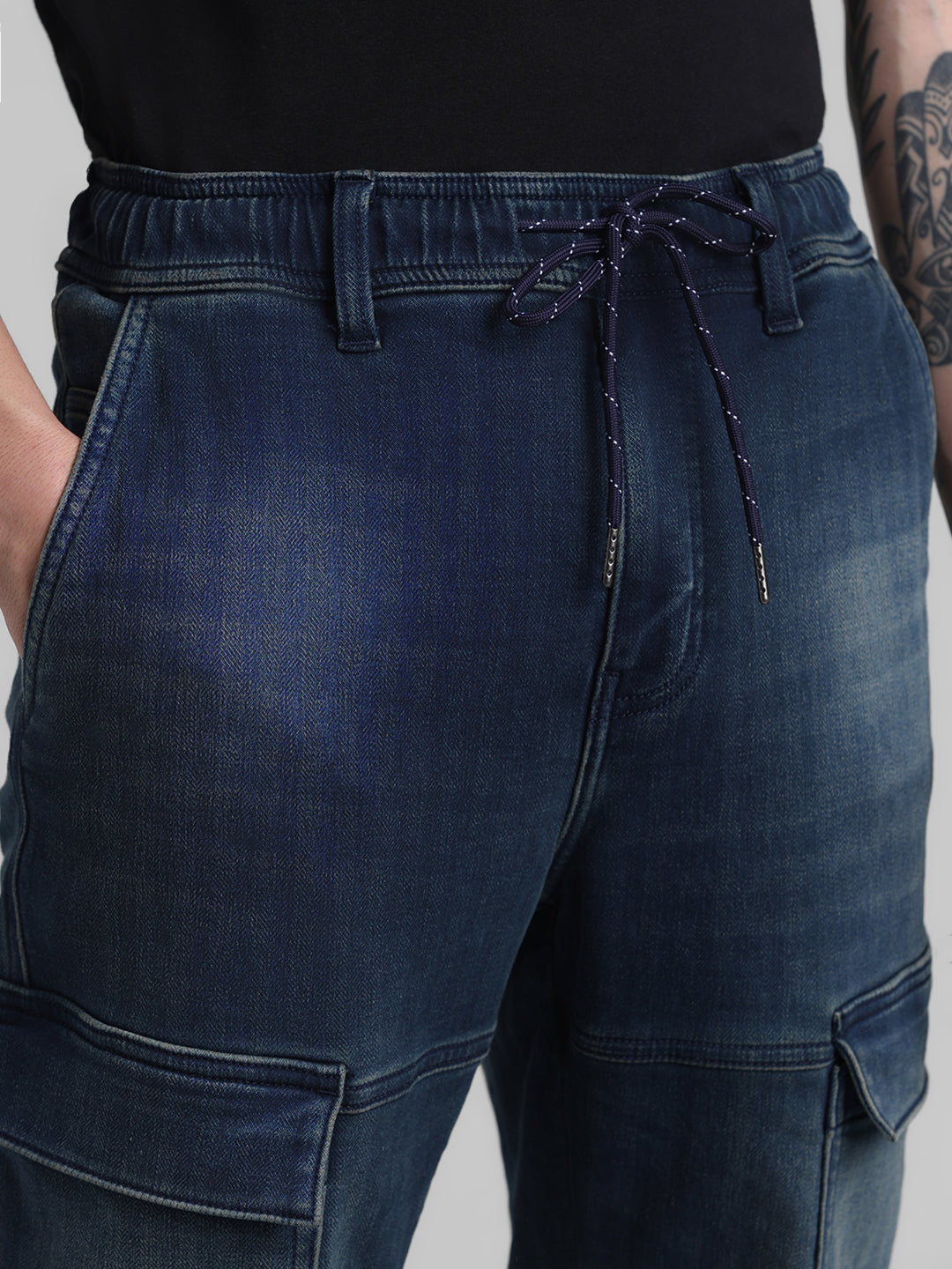 Men's Slim Fit Cargo Denim Joggers In Dark Blue