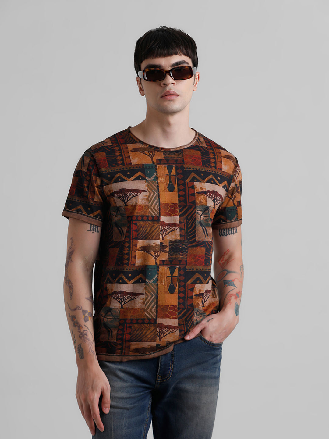 Brown Abstract Print T-shirt - S