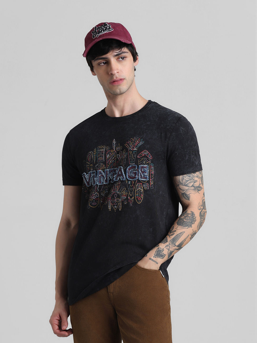 Black Graphic Print T-shirt