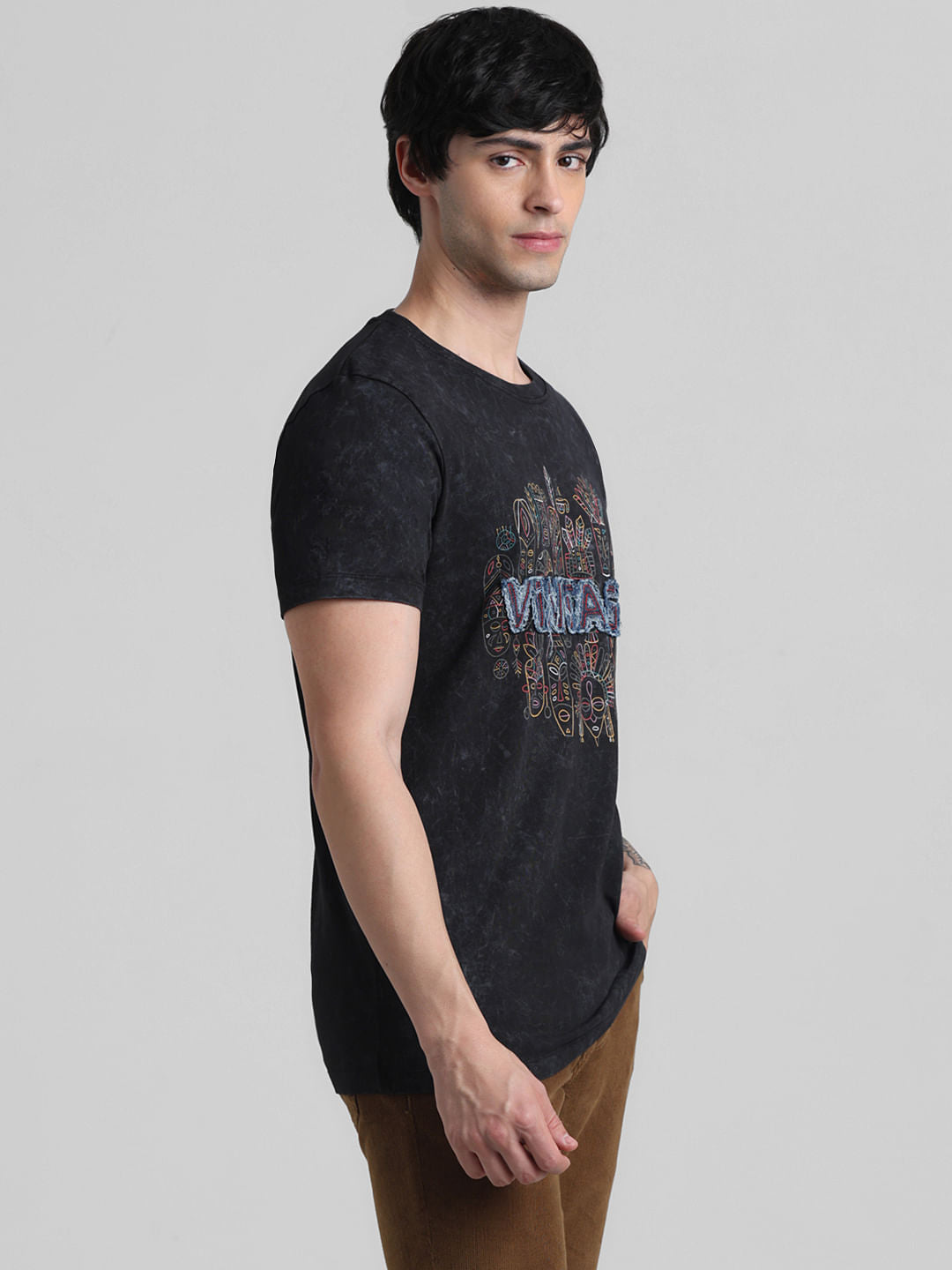 Black Graphic Print T-shirt