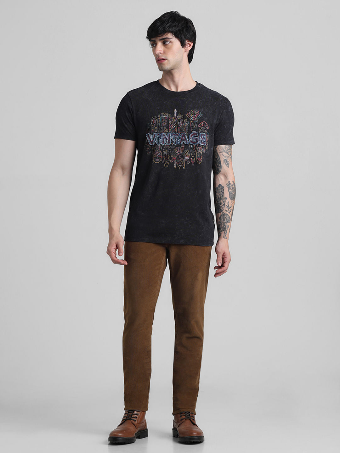 Black Graphic Print T-shirt