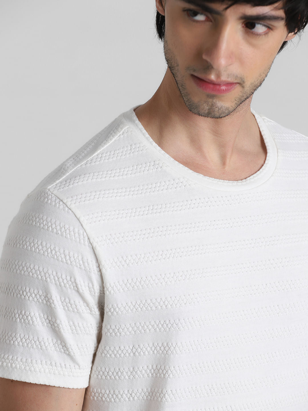 White Knitted Crew Neck T-shirt