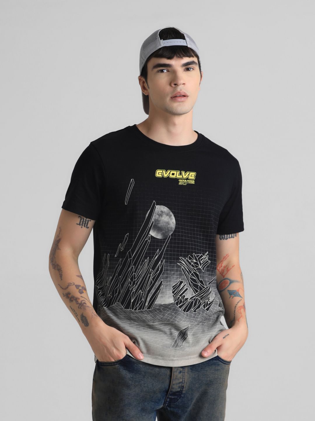 Black Printed Crew Neck T-shirt - S