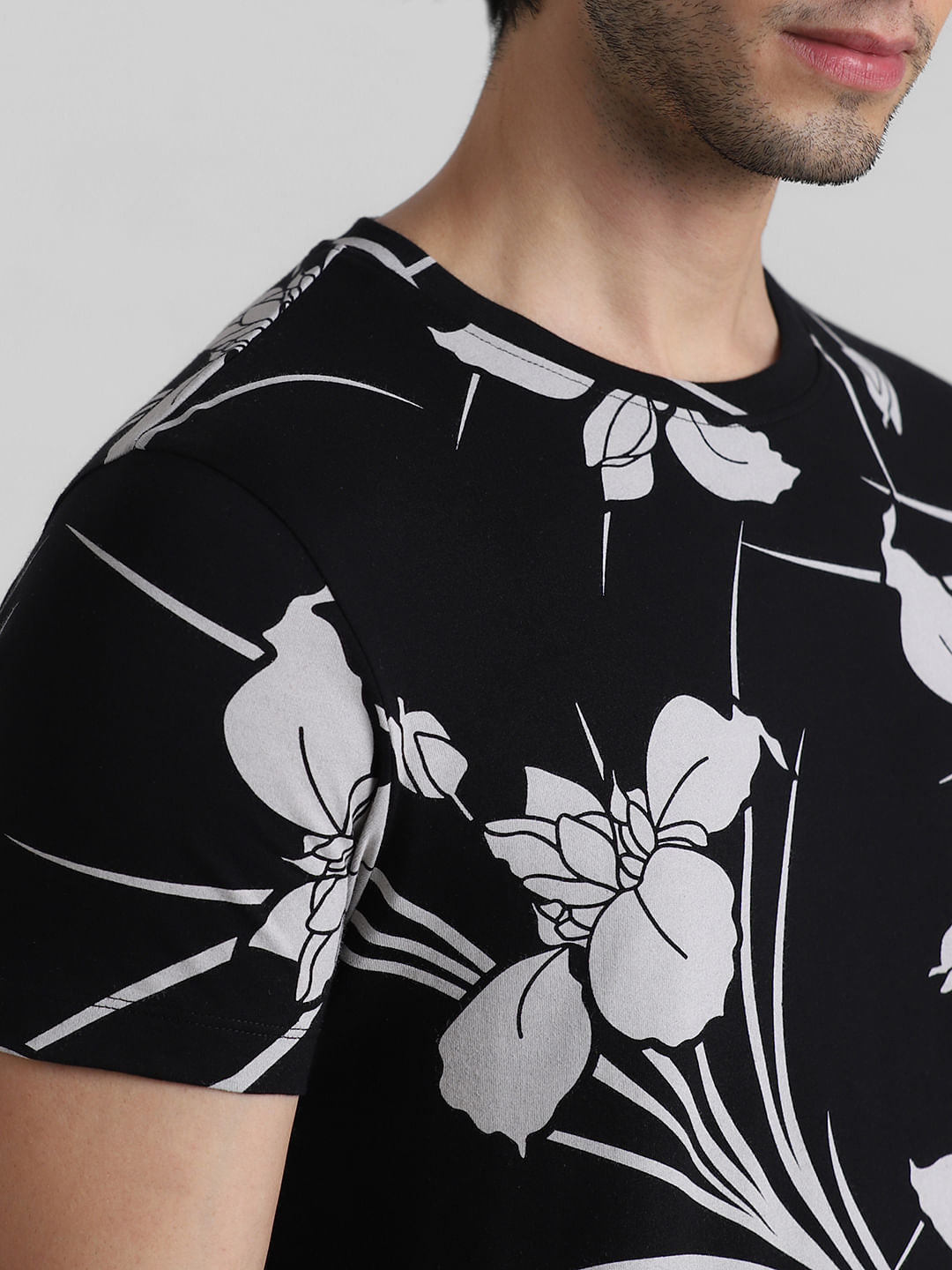 Black Floral Print T-shirt