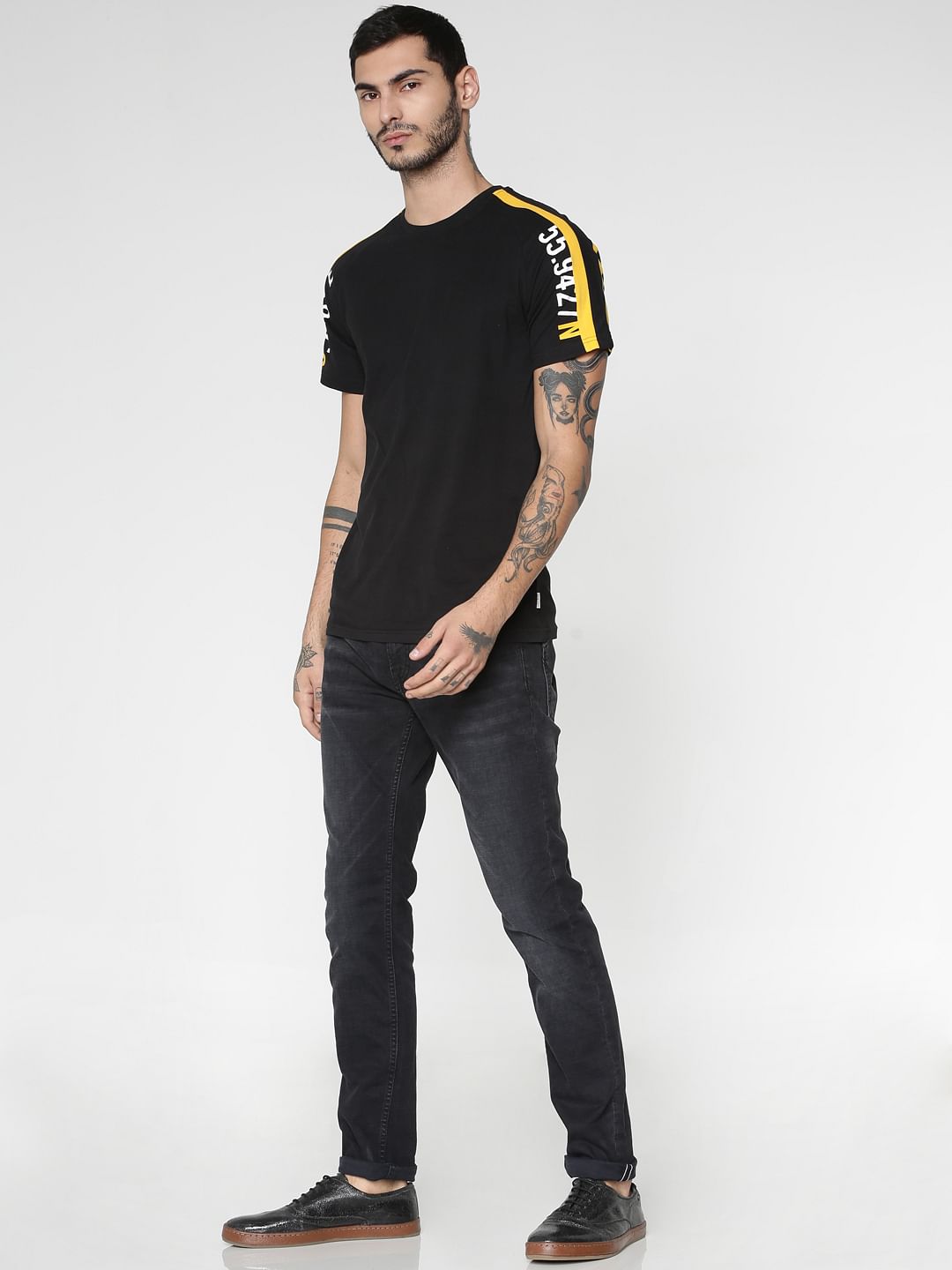 Black Colourblocked Sleeves Crew Neck T-shirt