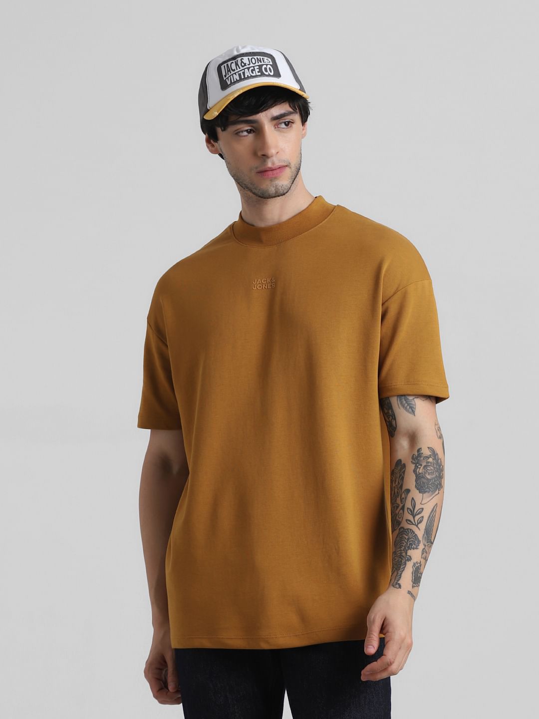 Knitted Crew Neck T-shirt - Brown - XS