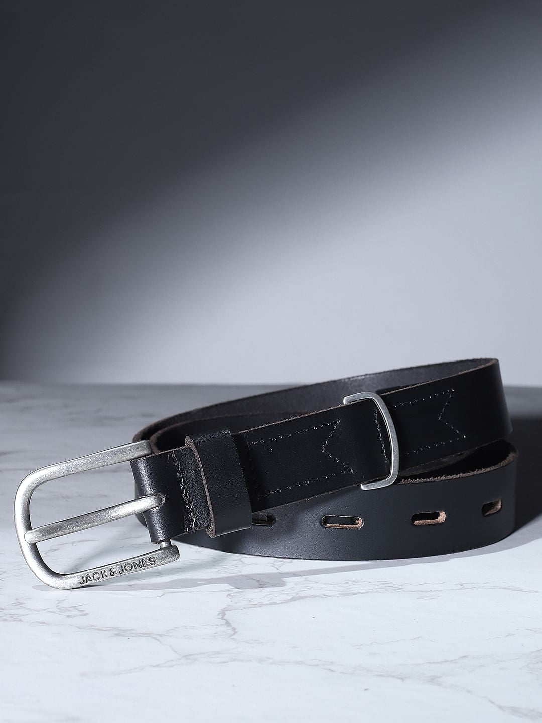 Black Leather Cut-Out Detail Belt - 32