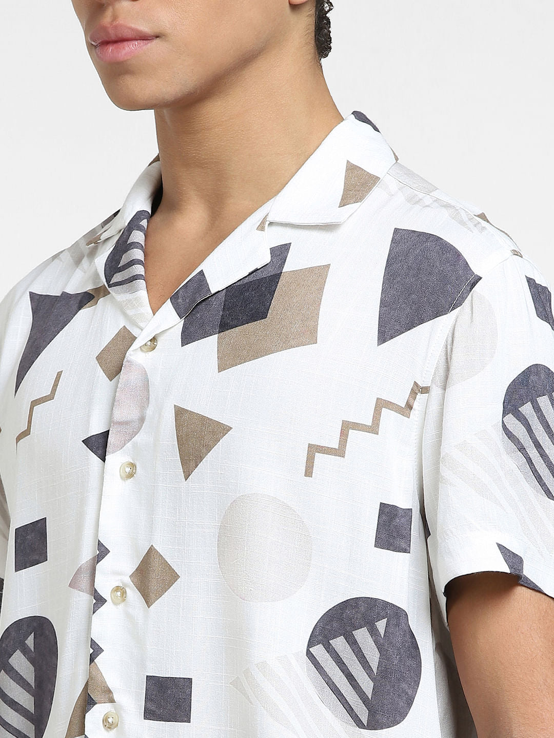 Beige Geometric Print Short Sleeves Shirt