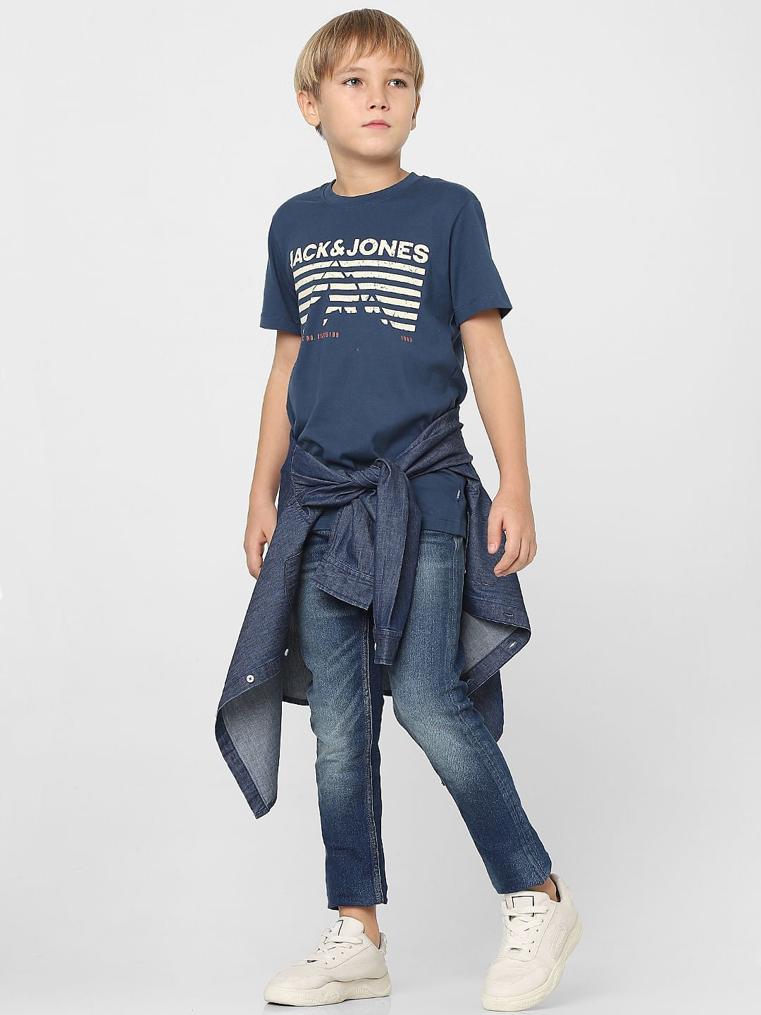 Boys Blue Logo Print Crew Neck T-shirt - 4/5Y